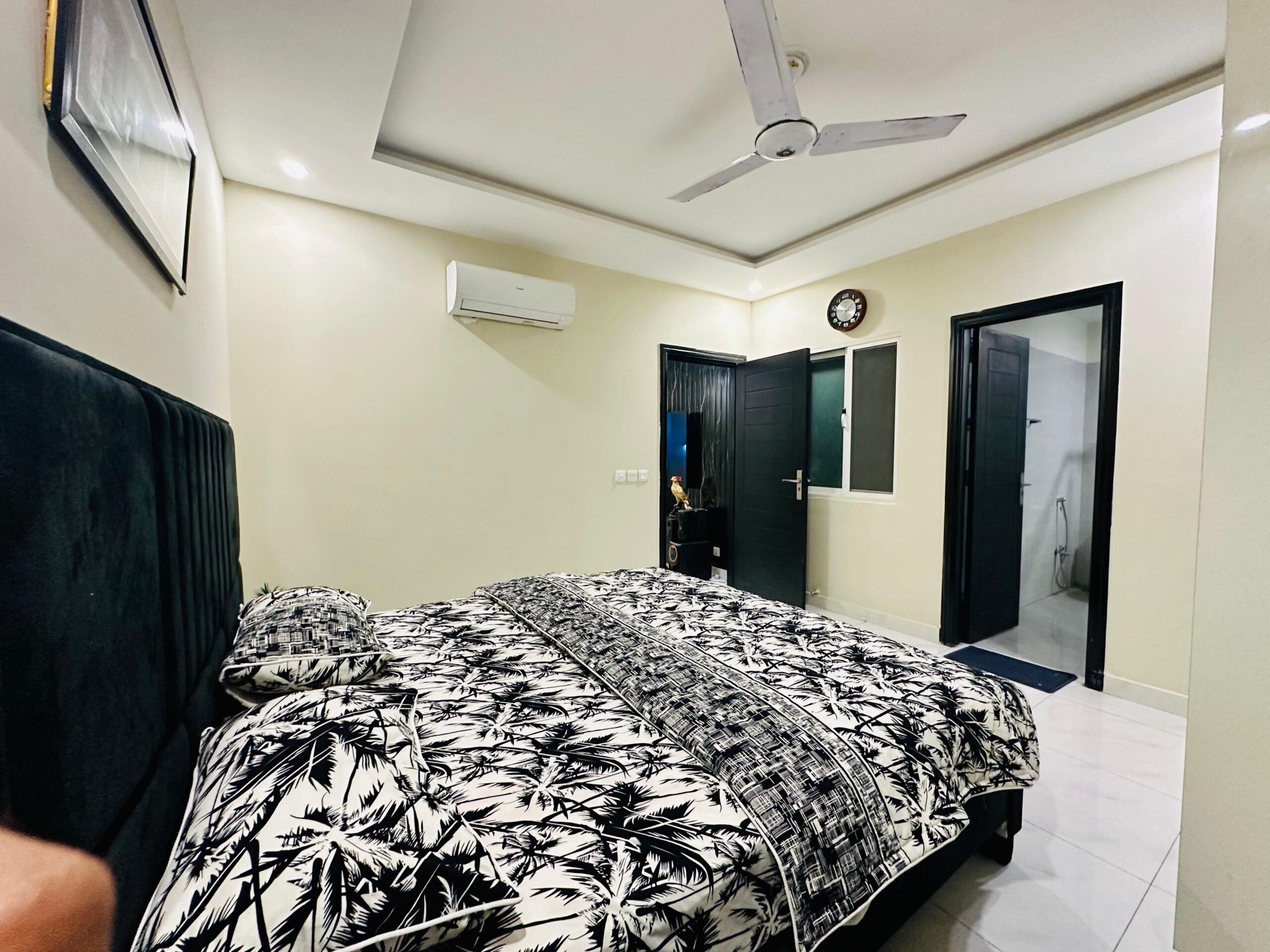 WhatsApp Image 2025-10-21 at 4.41.34 AM (1)